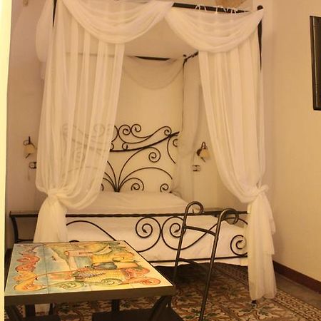 Lu Focalire Bed & Breakfast Montesano Salentino Cameră foto
