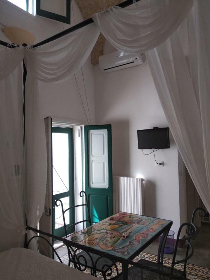 Lu Focalire Bed & Breakfast Montesano Salentino Exterior foto